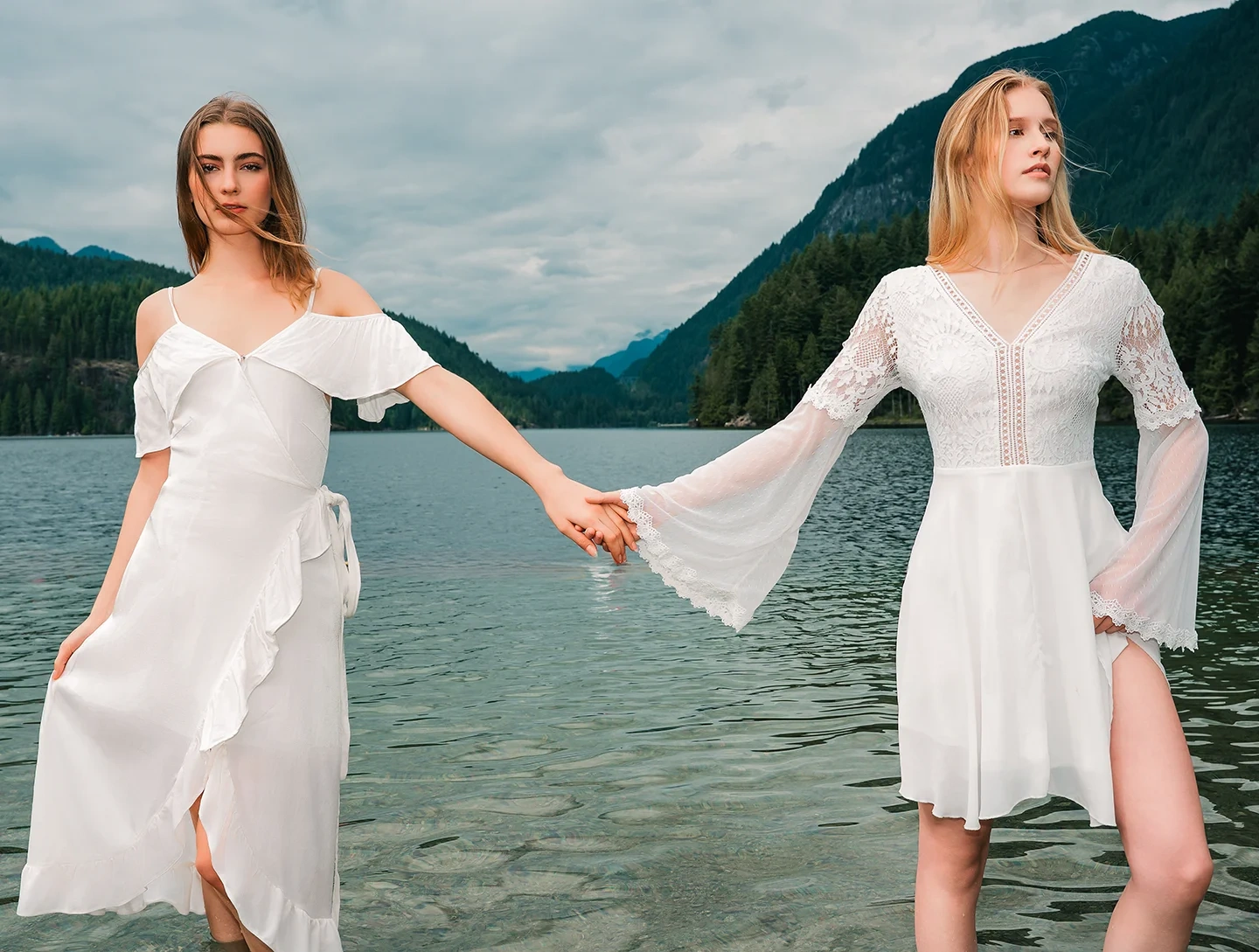 Closing portrait from the Michaela and Kolbi lakeside editorial series